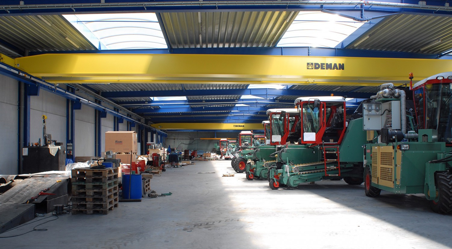 Extra-compact double girder model